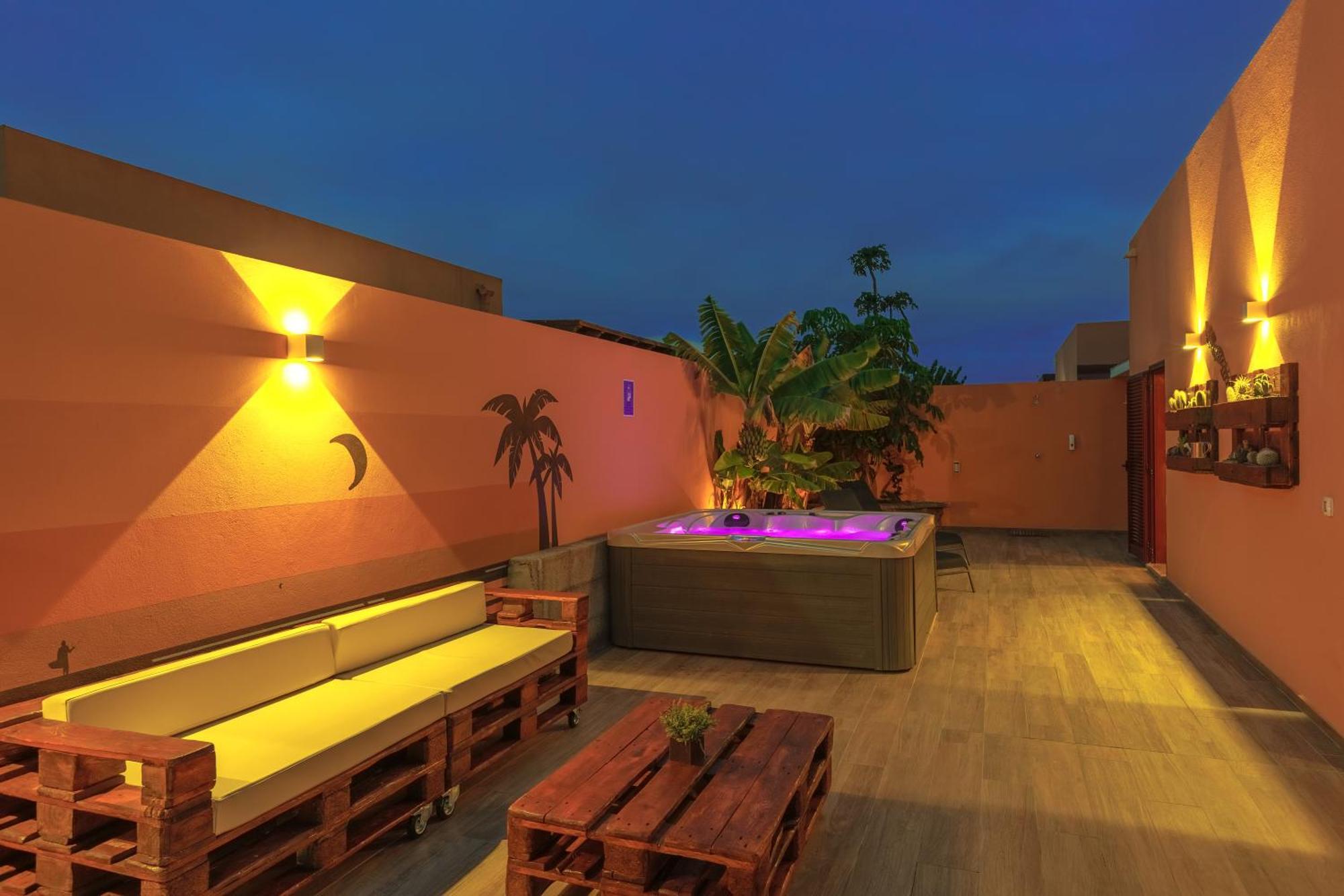 Villa Jacuzzi & Barbecue La Oliva Exterior foto